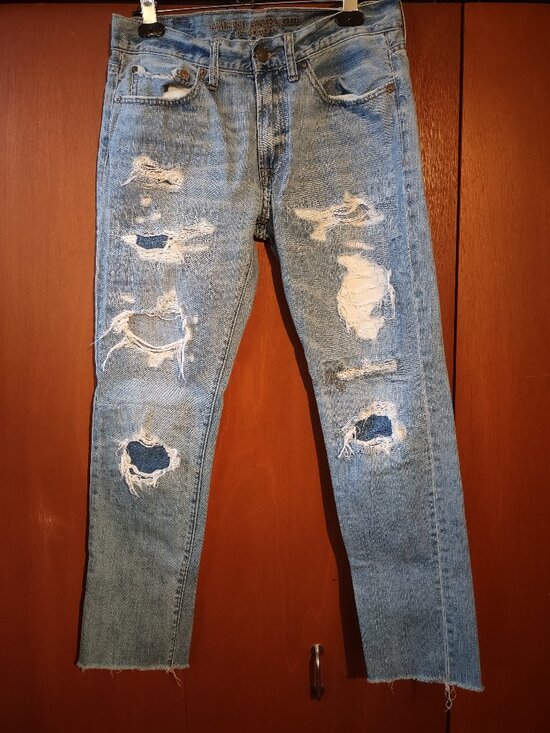 Other - American Eagle Outfitters Distressed Jeans Men’s 31x32 Light Wash Ripped Denim